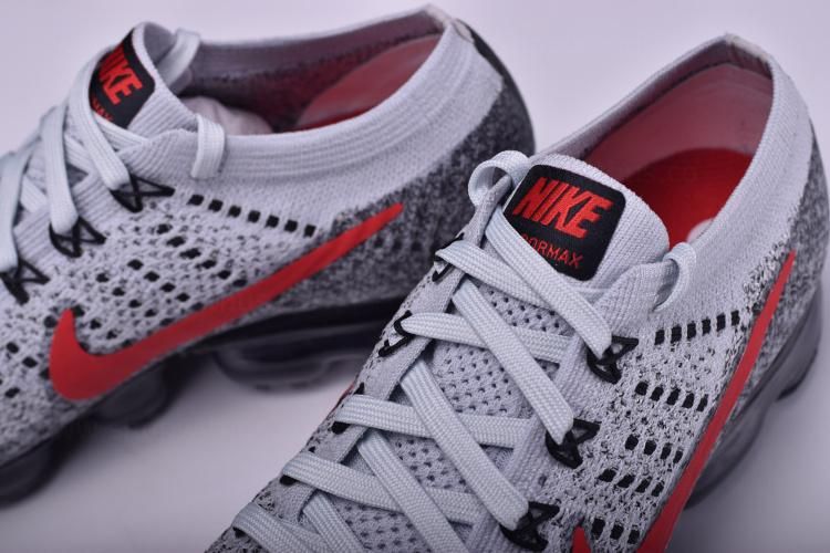 NikeAir VaporMax  Flyknit - Platinum Red/Black