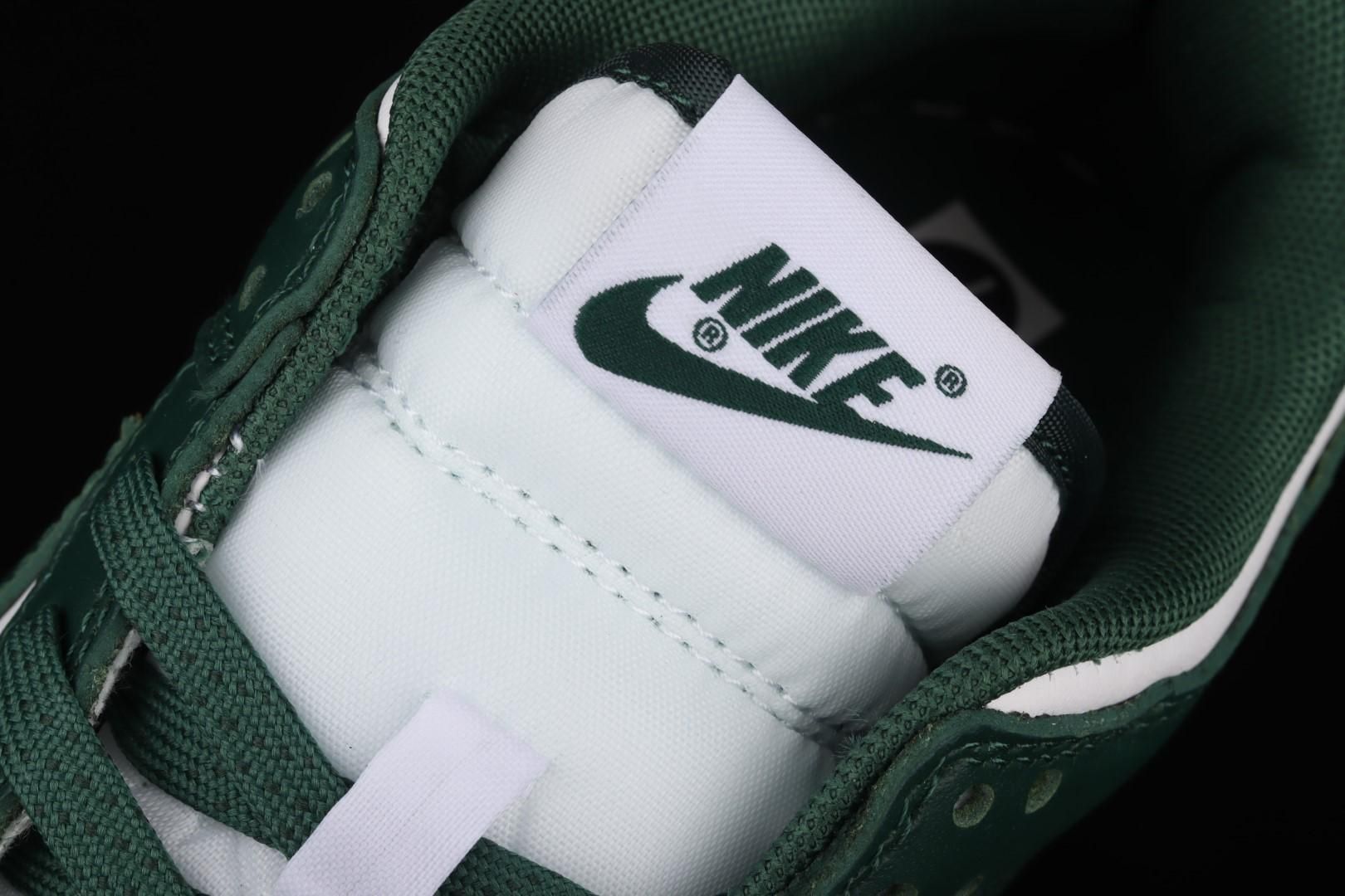NikeDunk Low - Varsity Green