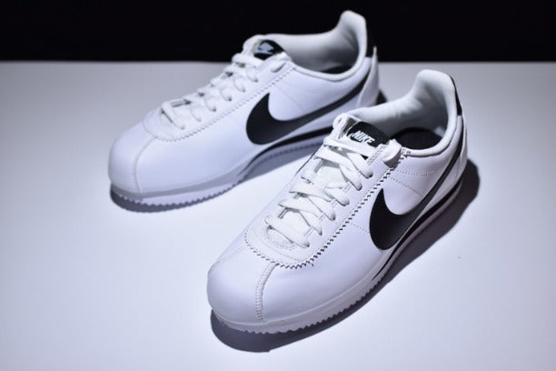 NIKEUnisex Cortez Basic Leather Casual Shoe - White/Black
