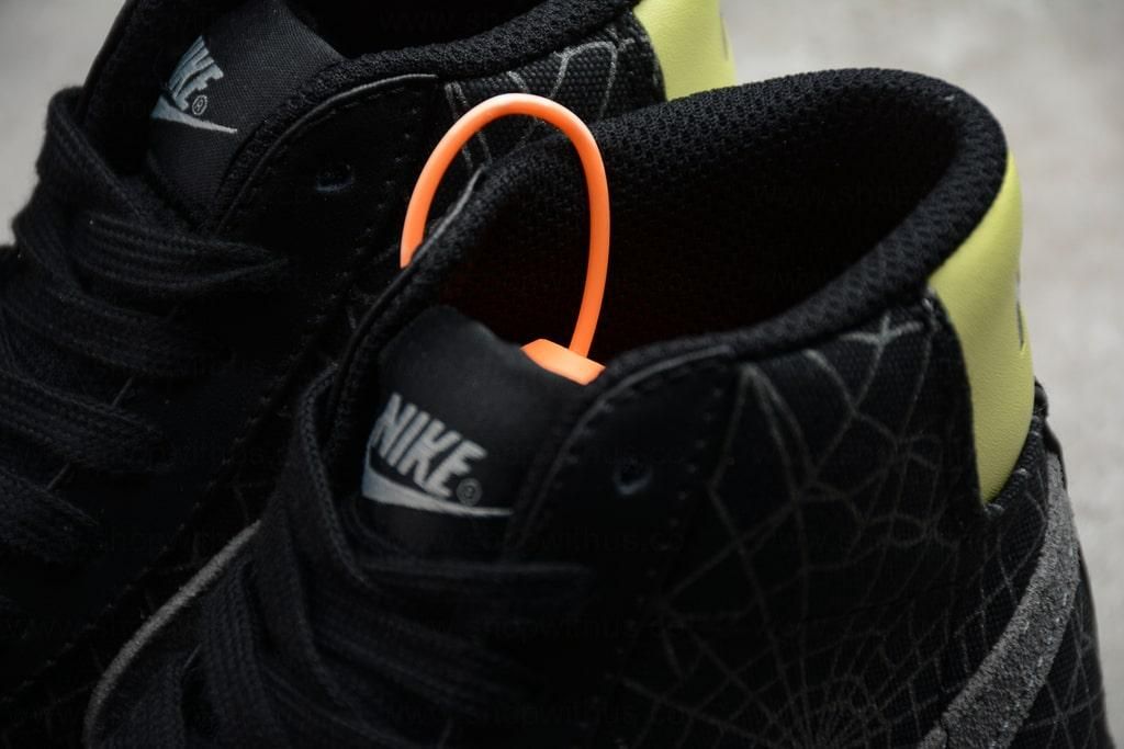 NikeUnisex Blazer Mid 77 - Spider Web Halloween
