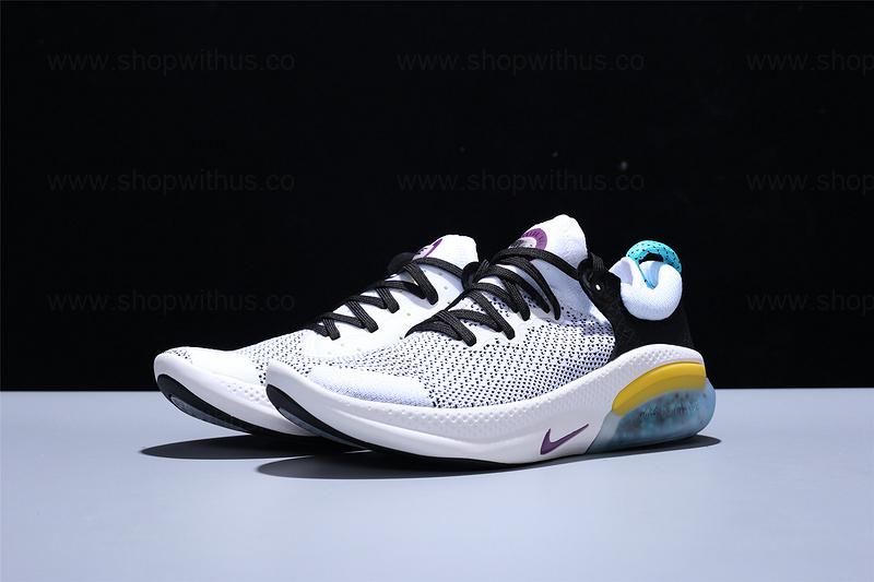 NikeMen's Joyride Run Flyknit - White/Black