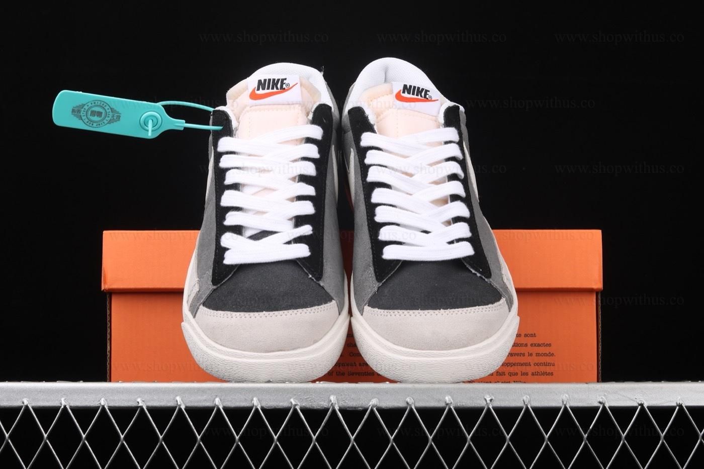 NikeUnisex Blazer Low QS - Carbone Grey/Black