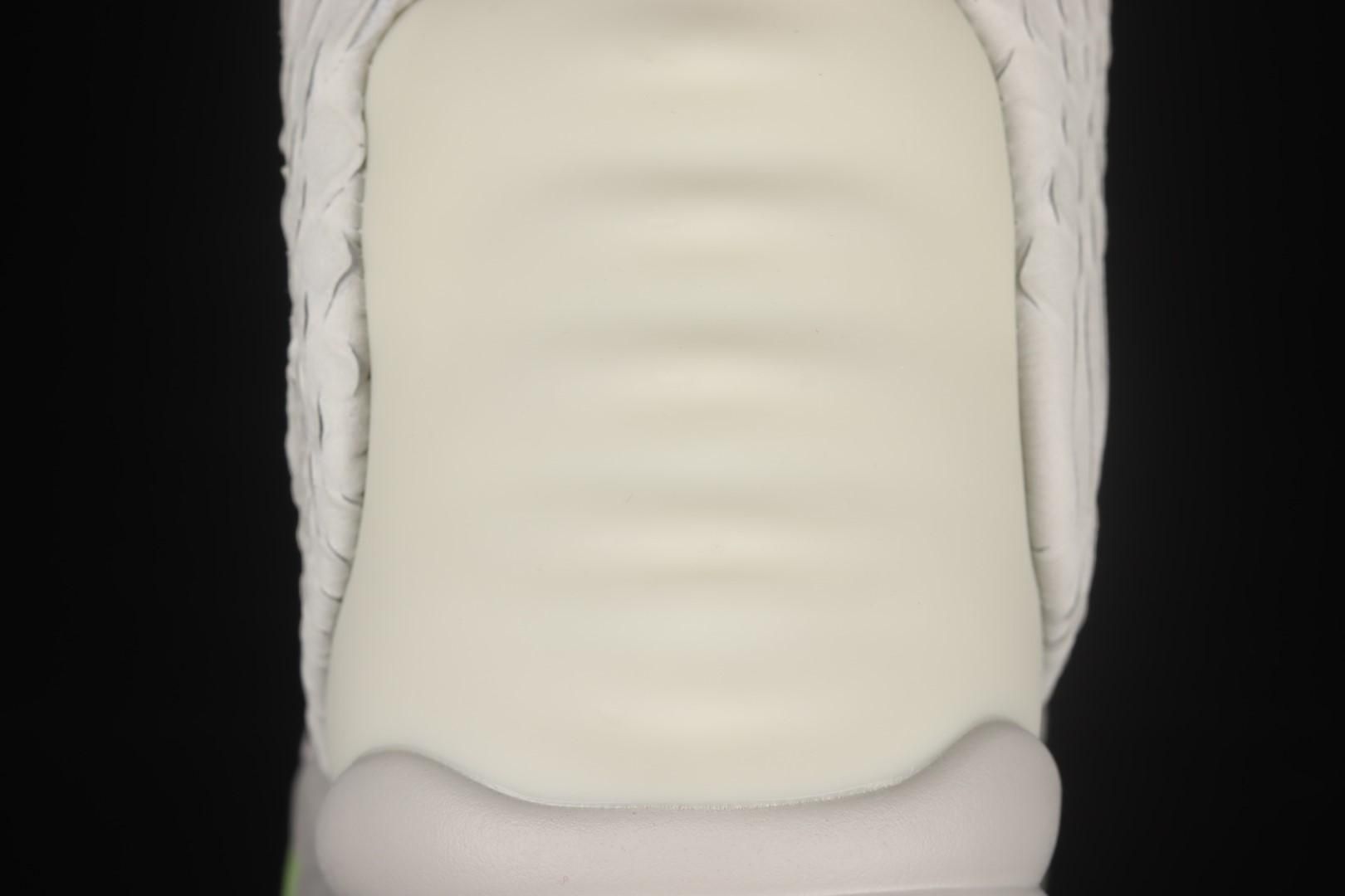 NikeUnisex Air Yeezy 2 - Pure Platinum