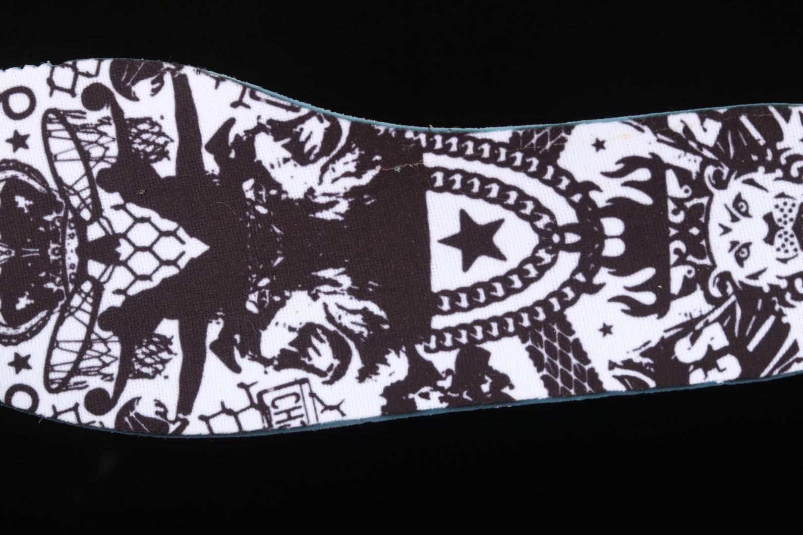 NikeLeBron 18 - Reflections Flip