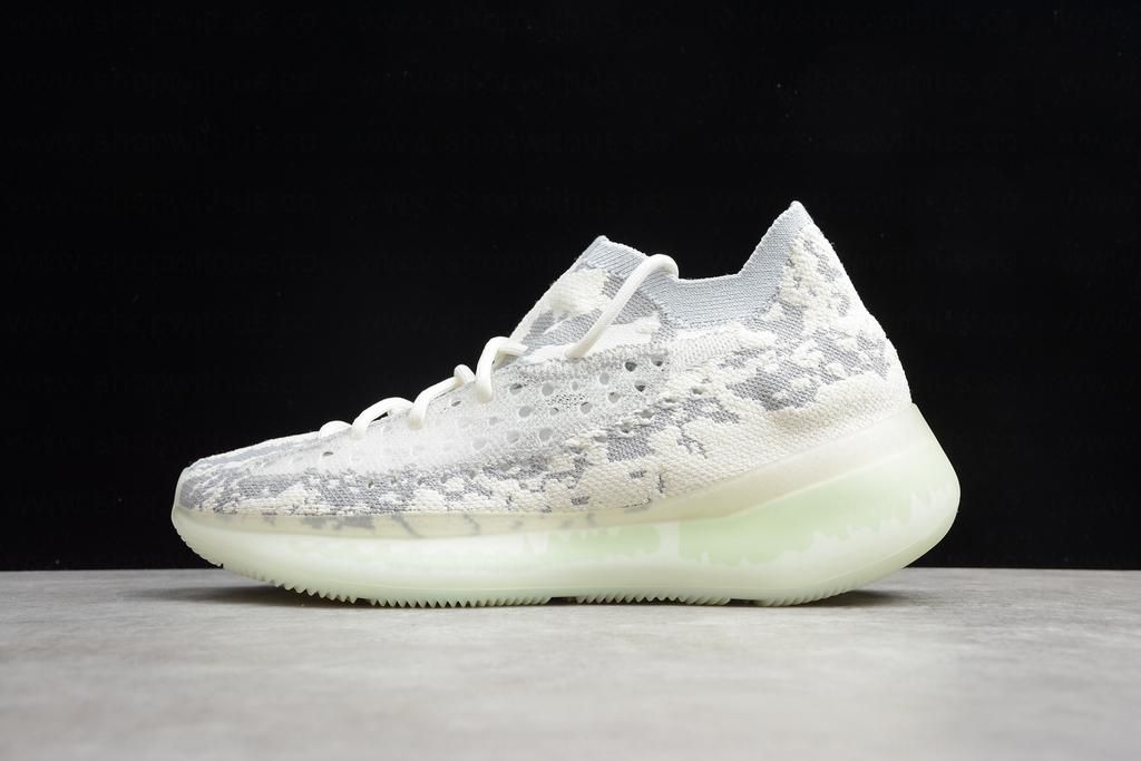 adidasMen's YEEZY Boost 380 - Alien