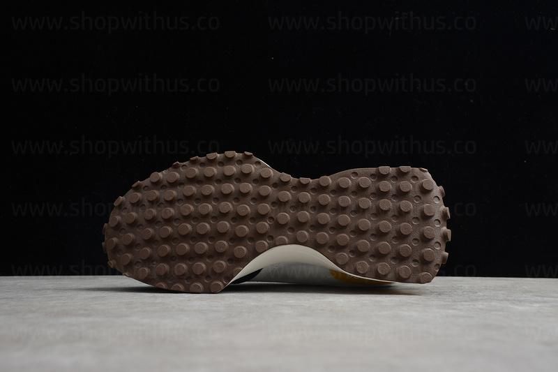 New Balance 327 - Pride