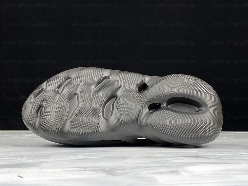 adidasYEEZY  Foam Runner - ONYX