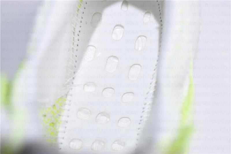 adidasRunnung UltraBOOST Clima - Solar Yellow