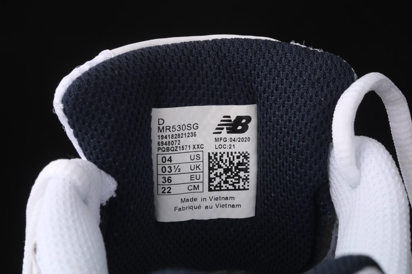 New Balance 530 - White/Silver/Navy