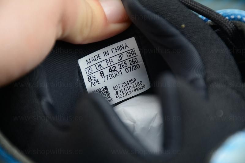 adidasOriginals YEEZY 700 V3 - Azareth