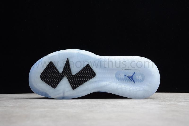 Jordan Mars 270 - Top 3