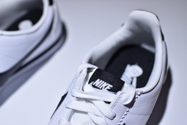 NIKEUnisex Cortez Basic Leather Casual Shoe - White/Black