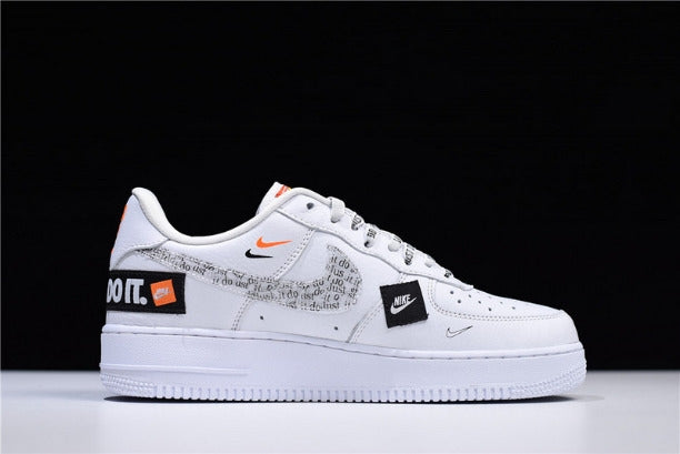 NikeUnisex Air Force 1 07 Just Do It Pack  - White