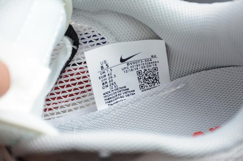 NikeMens x Sacai VaporWaffle - Royal Fuchsia
