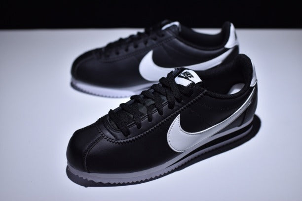 NIKEUnisex Cortez Basic Leather Casual Shoe - Black/White