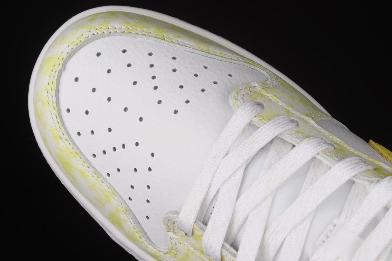 NikeWMNS Dunk Low - Yellow Strike