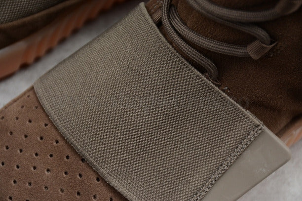 adidasOriginals Yeezy Boost 750 - Chocolate