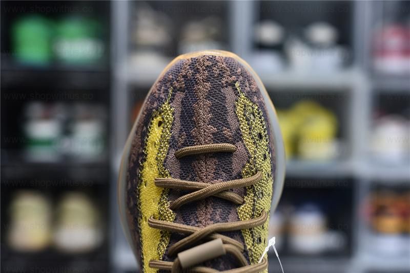 adidasUnisex YEEZY Boost 380 - LMNTE