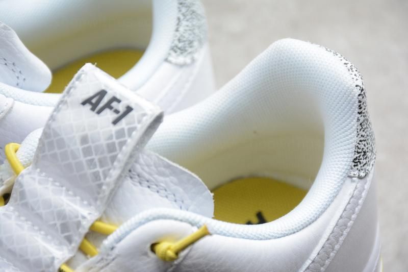NikeAir Force 1 AF1 07 LUX - White Chrome/Yellow