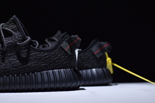 adidasYEEZY Boost 350 - Pirate Black