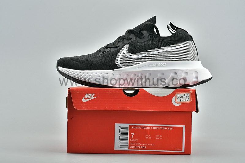 NikeLegend React 3 Run Fearless - Black/White