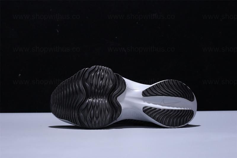 NikeRunning Air Zoom Tempo NEXT% Flyknit - Black