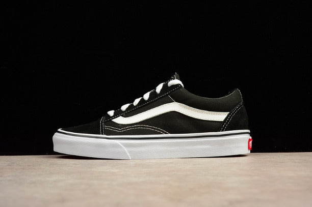 Vans Old Skool Shoes-Black