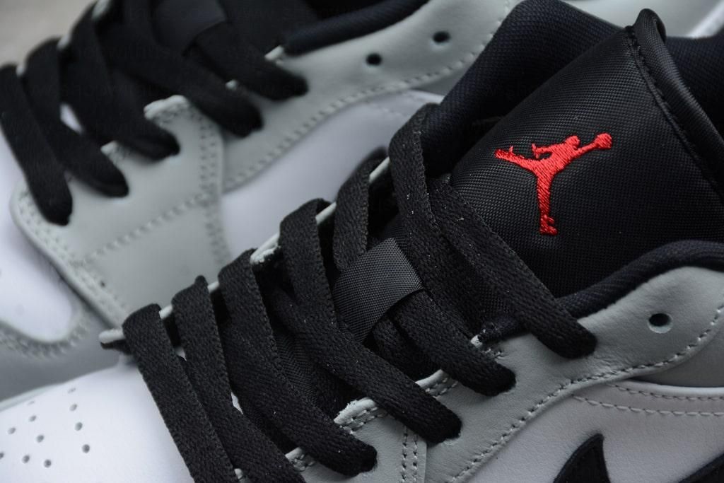 Air Jordan 1 AJ1 Low - Light Smoke Grey