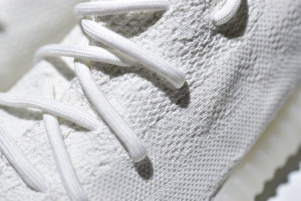 adidasOriginals YEEZY Boost 350 v2 - Triple White