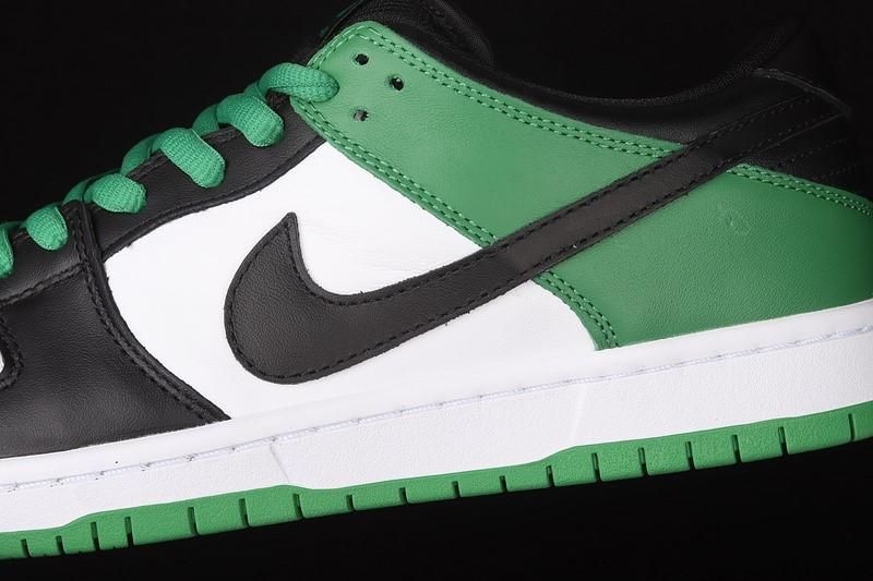 NikeSB Dunk Low - Classic Green