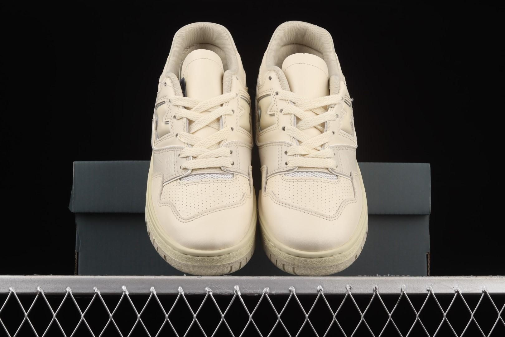 Auralee X New Balance 550 - Pistachio Ecru