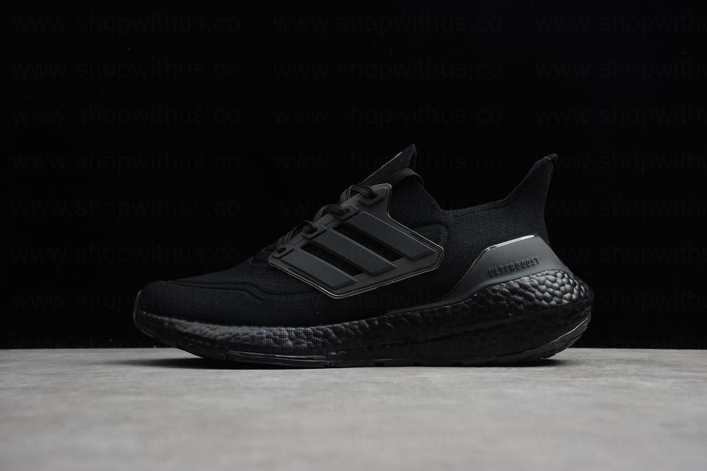adidasRunning Ultraboost 21- Triple Black