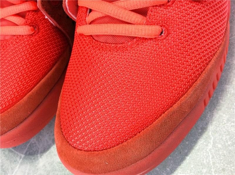 NikeAir Yeezy 2 - Red October