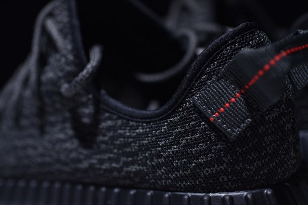 adidasYEEZY Boost 350 - Pirate Black