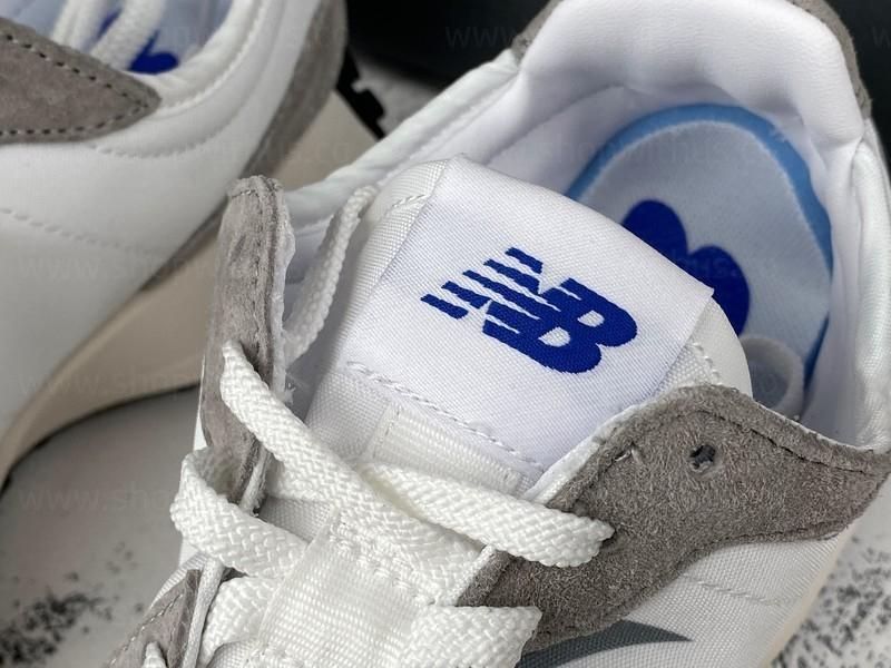 New Balance 327 - Grey