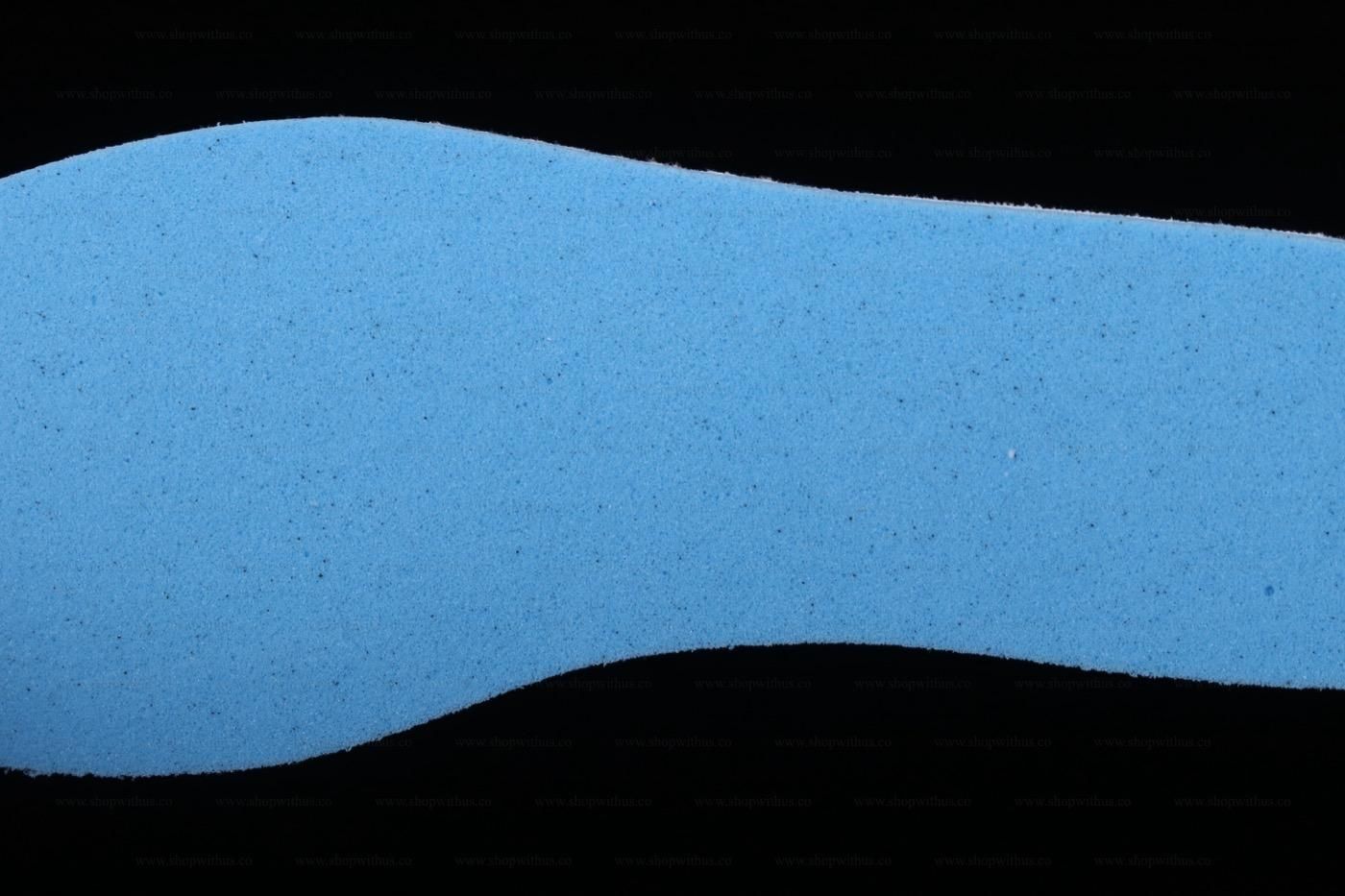 LEVI'S x New Balance - Light Blue