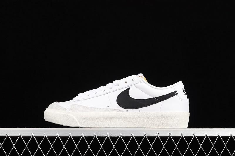 NikeUnisex Blazer Low 77 Vintage - White/Black