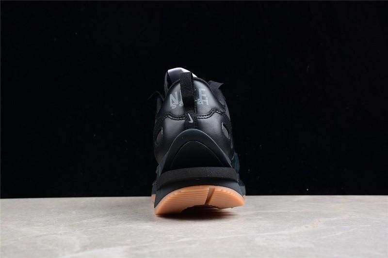 NikeMen's x sacai VaporWaffle - Black and Gum