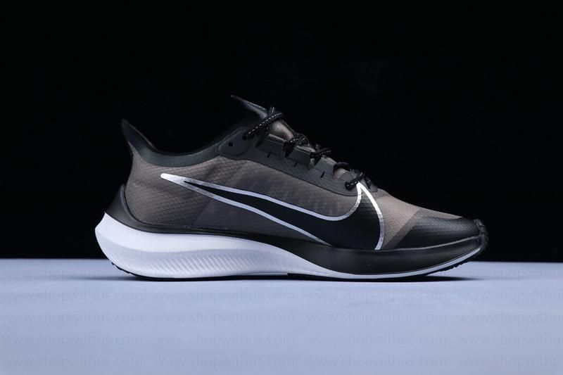 NikeRunning Zoom Gravity - Black/Silver