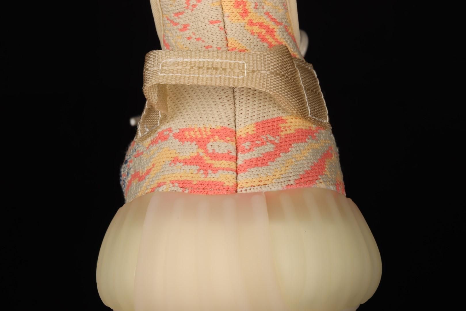 adidasUnisex Yeezy Boost 350 V2 - MX Oat