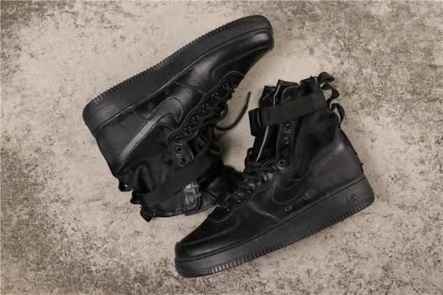 NikeMen's SF Air Force 1 AF1 - Triple Black
