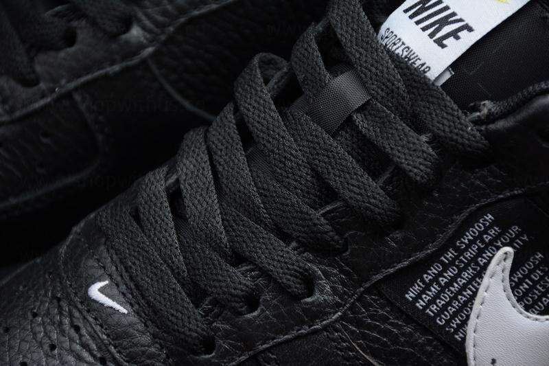 NikeWMNS Air Force 1 AF1 Low Utility - Black/White