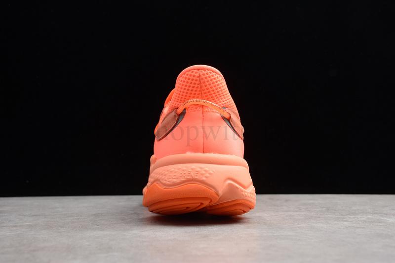 adidasOriginals Ozweego - Orange