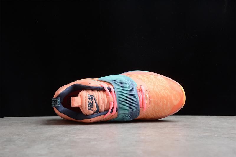 NikeMens Zoom Freak 3 - Crimson Bliss