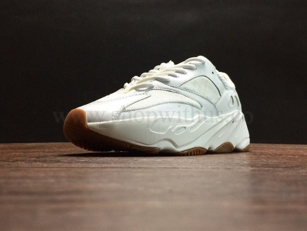 adidasUnisex YEEZY Boost 700 - White/Gum