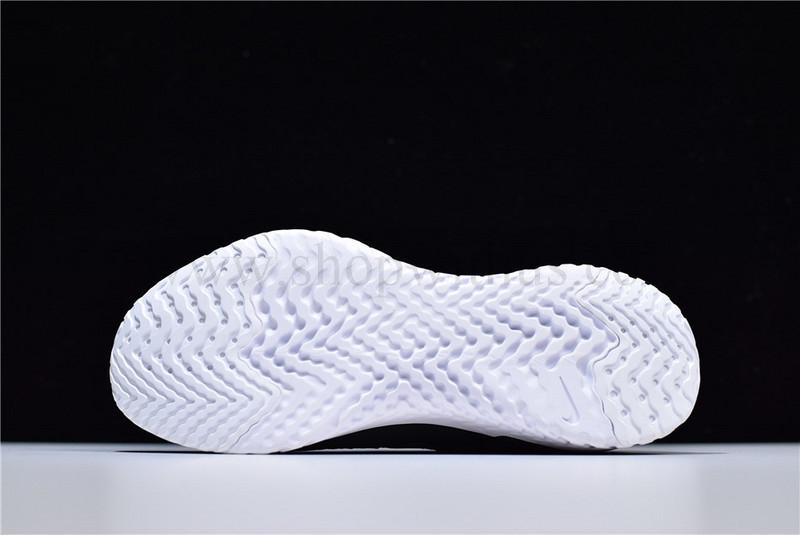 NikeMen's Epic React Flyknit 2 - Black/White