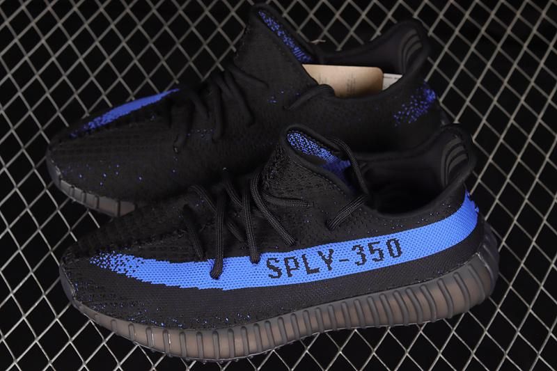 adidasUnisex Yeezy Boost 350 V2 - Dazzling Blue