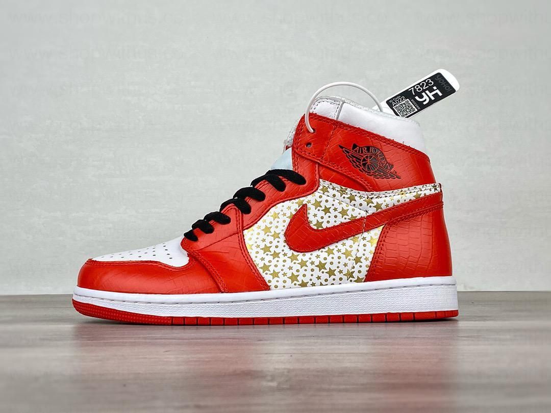 Supreme x Jordan 1 High Stars - Varsity Red