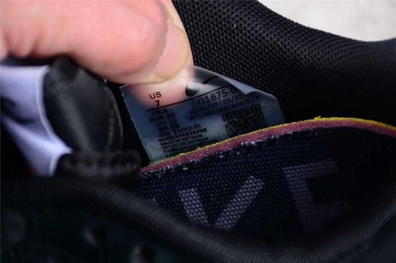 NikeMen's x sacai VaporWaffle - Black and Gum