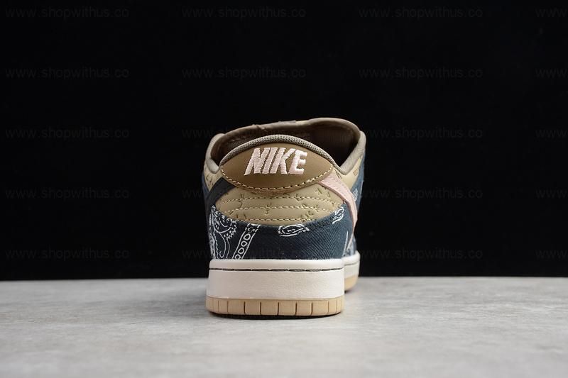 NikeSB Dunk low x Travis Scott - Bandana print